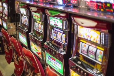 slot mainaku promotion calendar showing weekly cashback and seasonal events